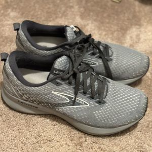 Brooks Running Sneakers
